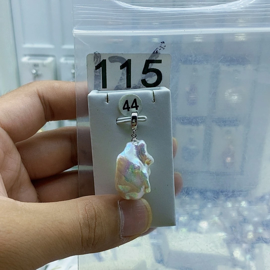 淡水珍珠合金颈饰