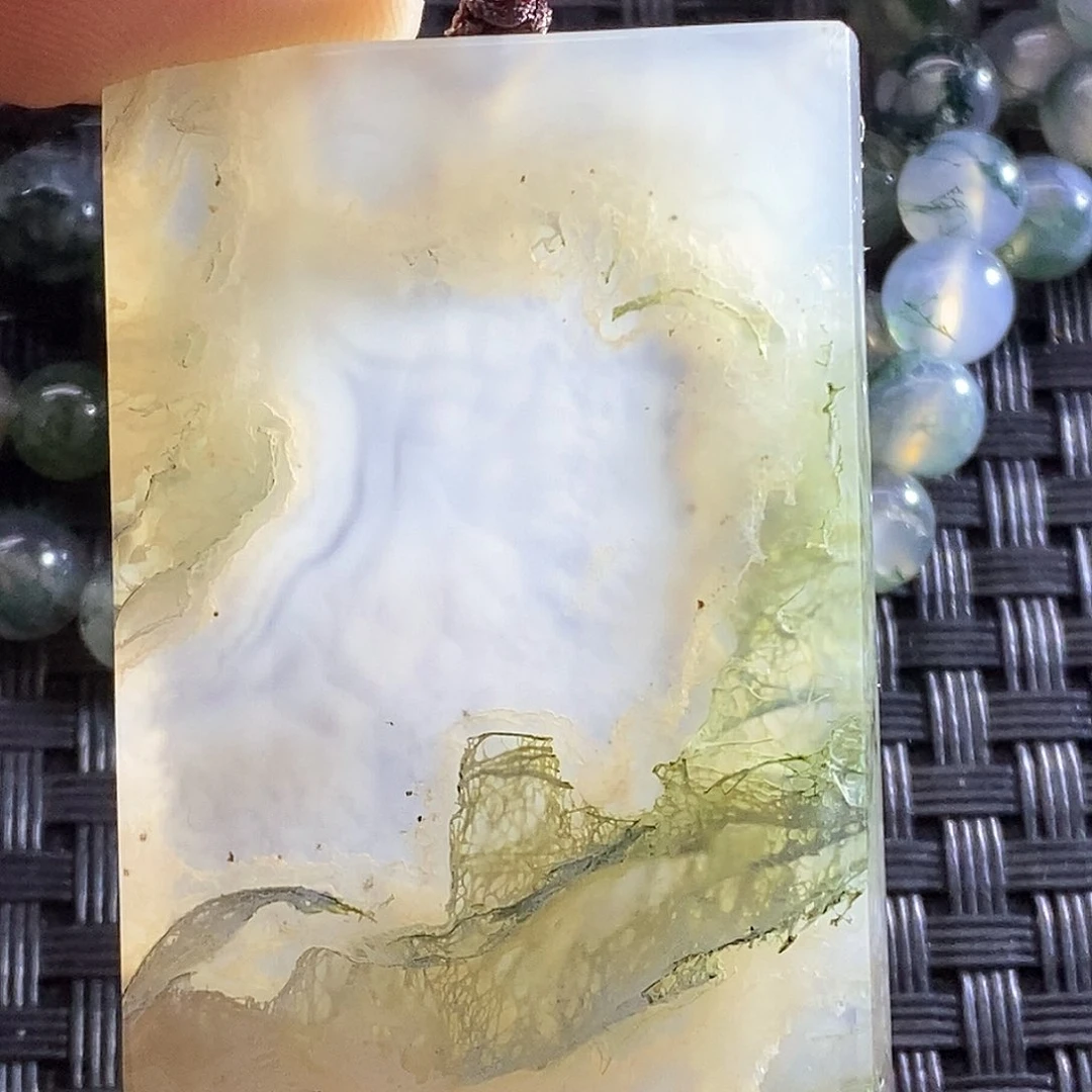 未镶嵌颈饰玛瑙/玉髓遇*