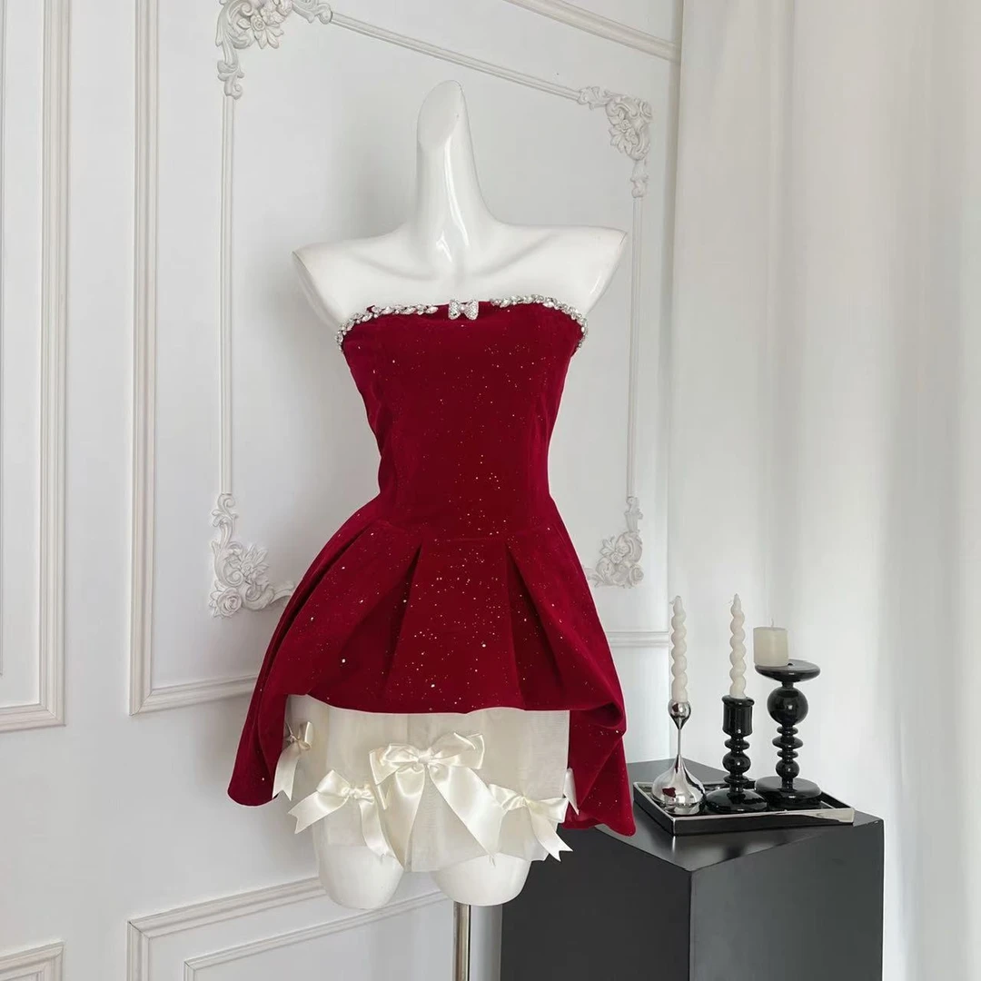 红色金丝绒抹胸连衣裙子女秋冬2024新款高级感内搭打底法式公主裙