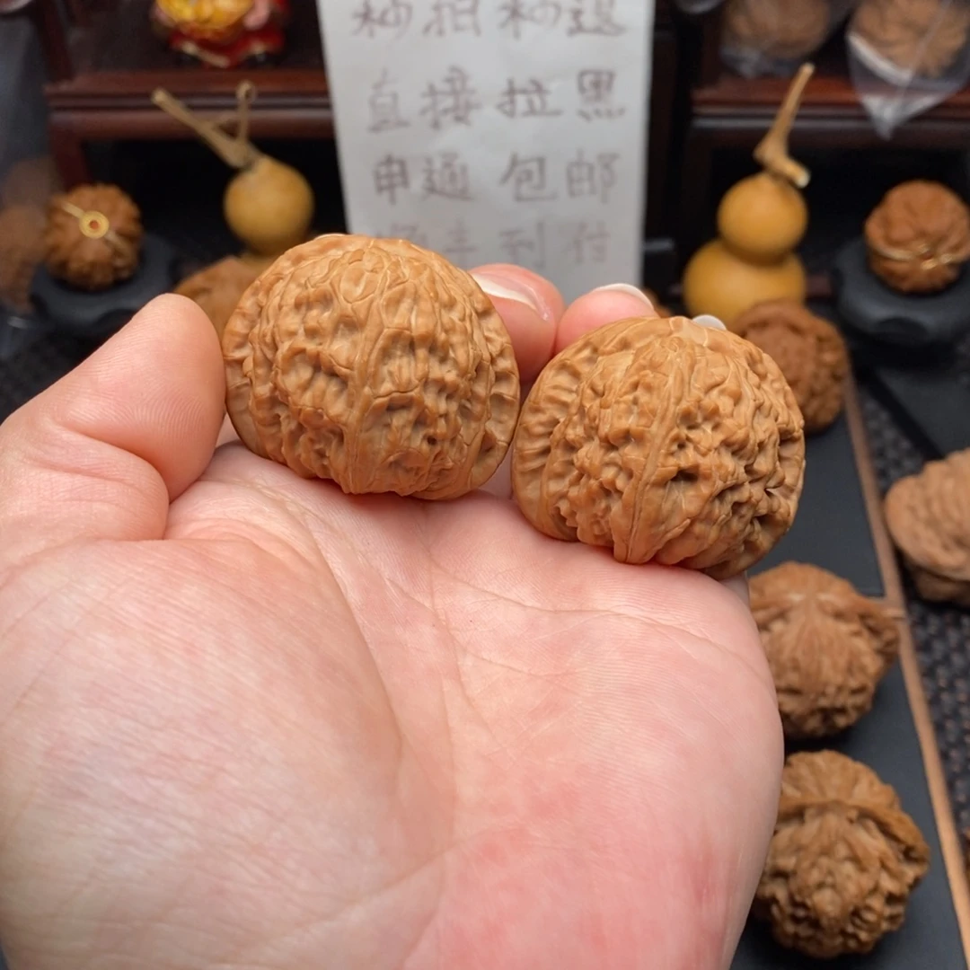 文玩核桃把件全品白狮子41尺