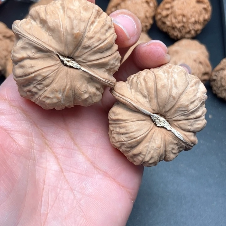 岸***把件文玩核桃45南瓜
