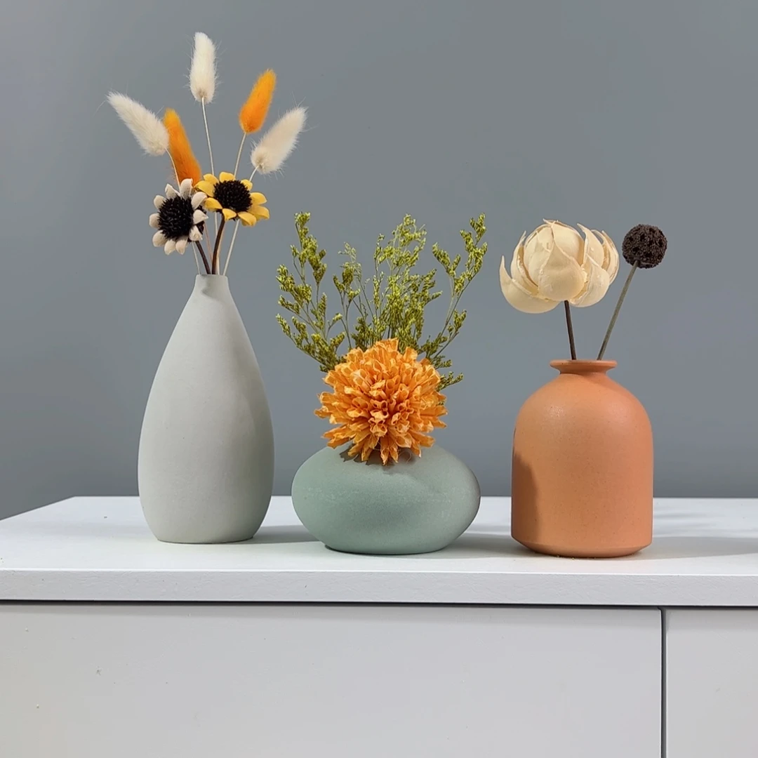 摆件陶瓷小花瓶摆件含花总高约20-30cm