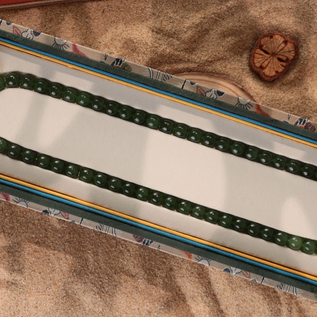 ZB4624二十世纪和田项链