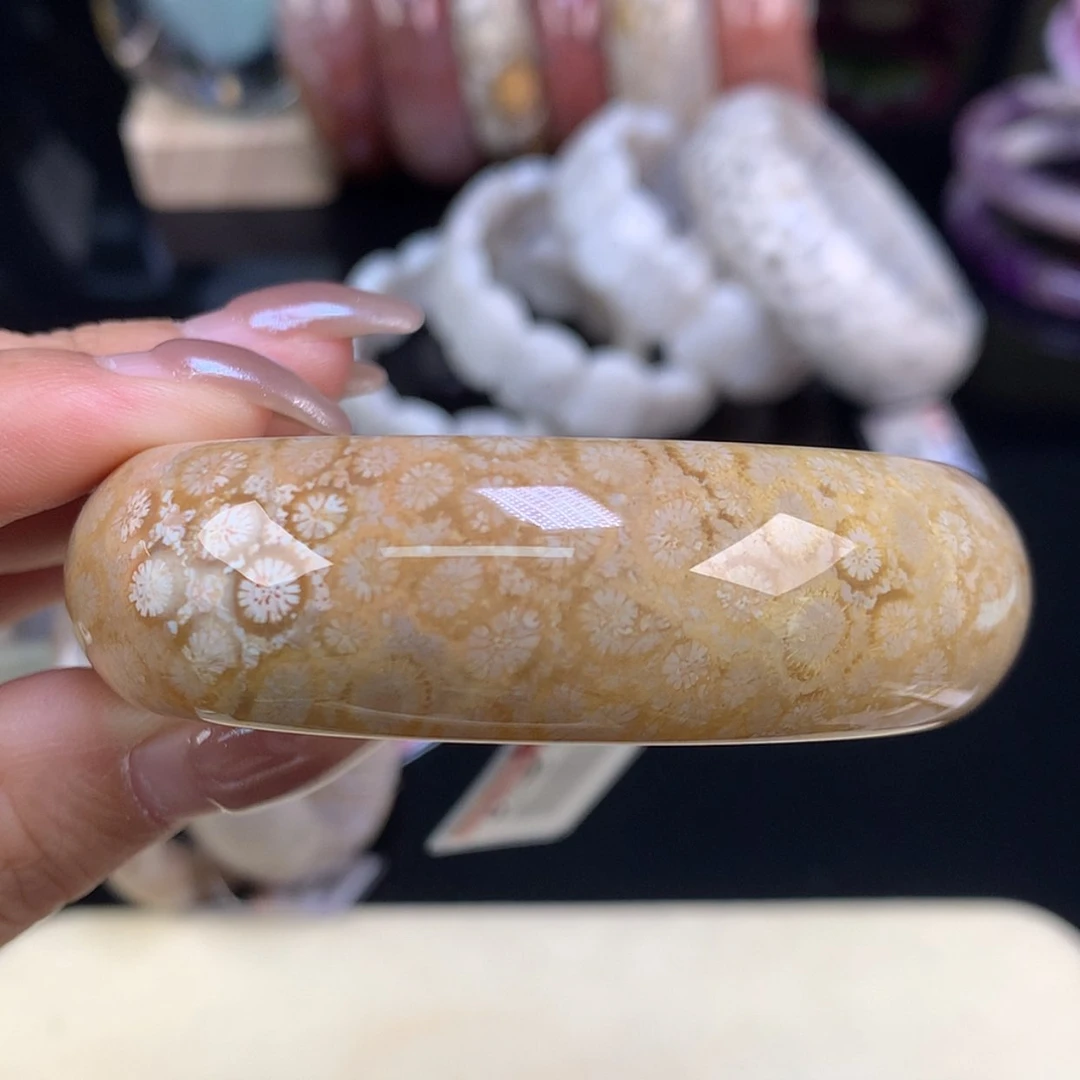 【闪购商品】颈饰未镶嵌硅化珊瑚（珊瑚玉）糖底满花54（31号）