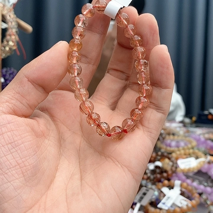 水晶手链未镶嵌M****g红发