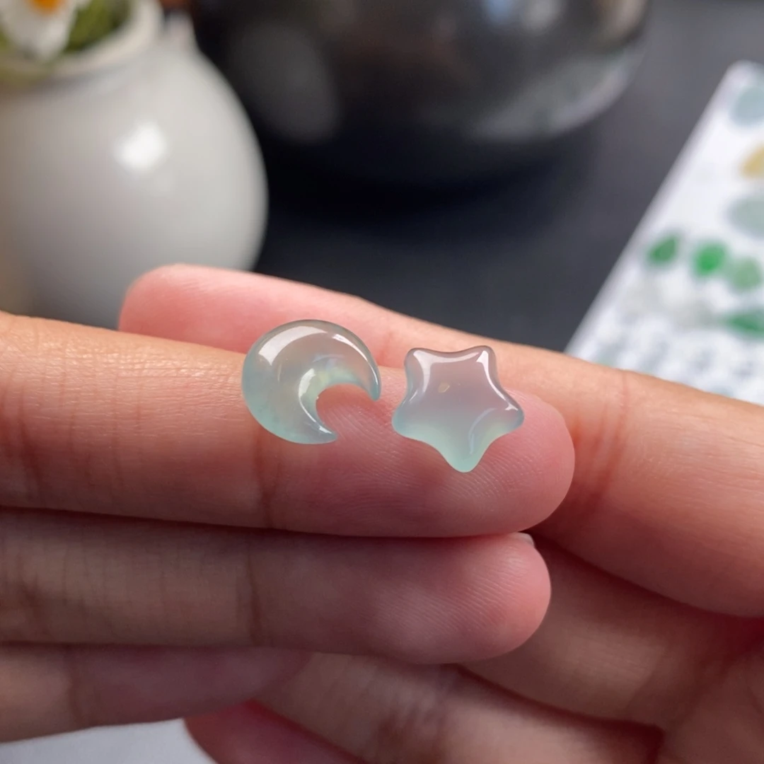 翡翠裸石冰蓝月亮五角星