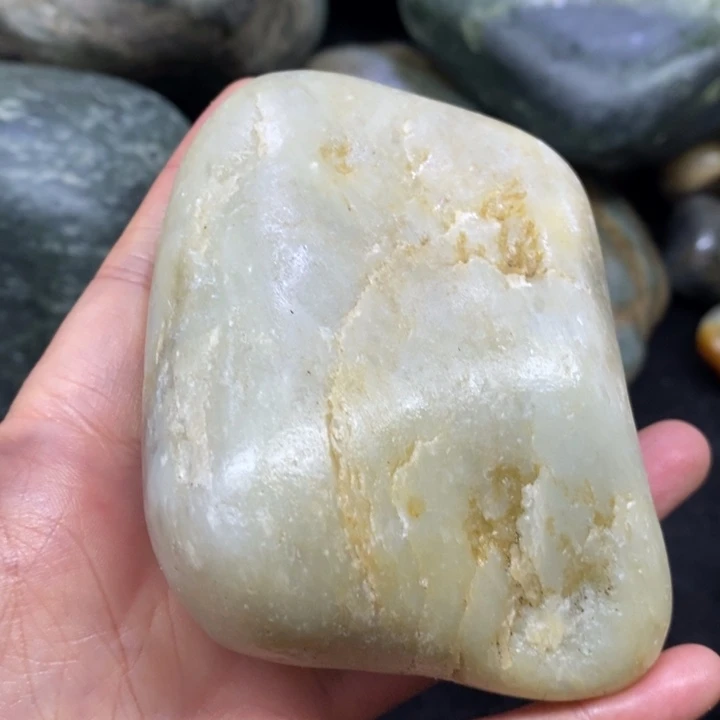 未镶嵌和田玉（糖玉）挂件
