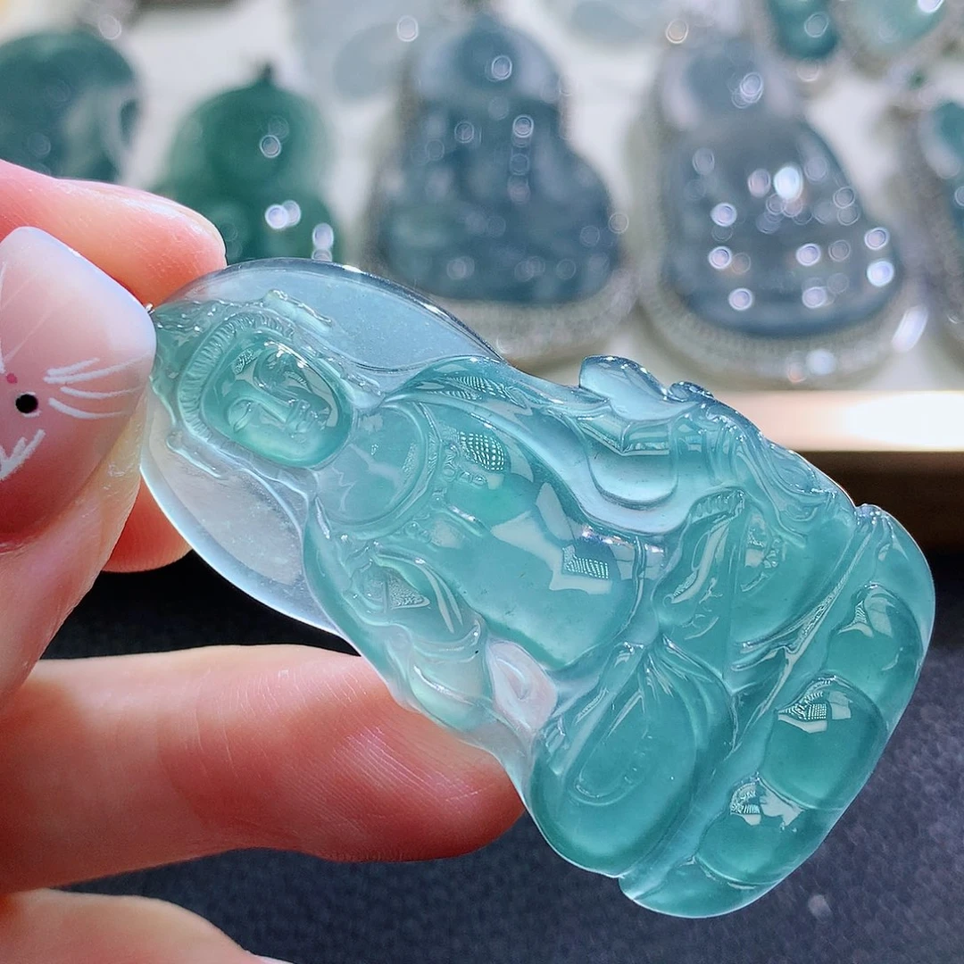 翡翠颈饰18K金镶嵌翡翠