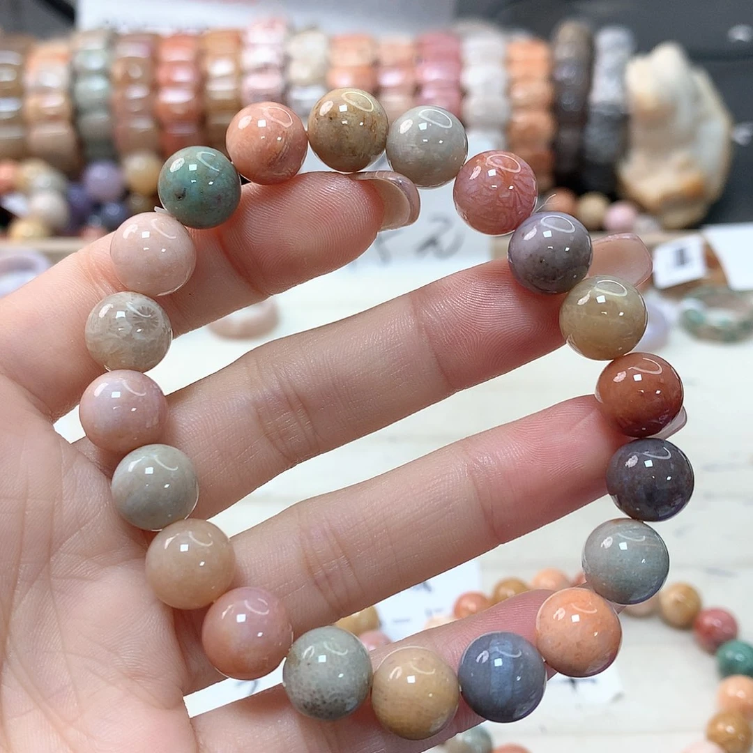 硅化珊瑚（珊瑚玉）手链未镶嵌贪****虎125