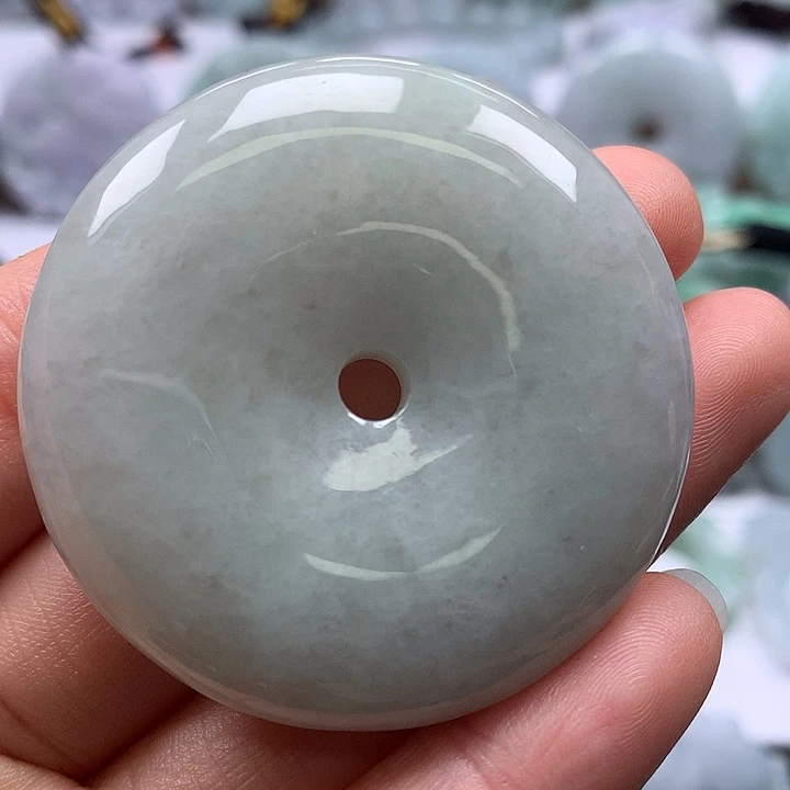 翡翠未镶嵌颈饰平安扣卡厚装9.8