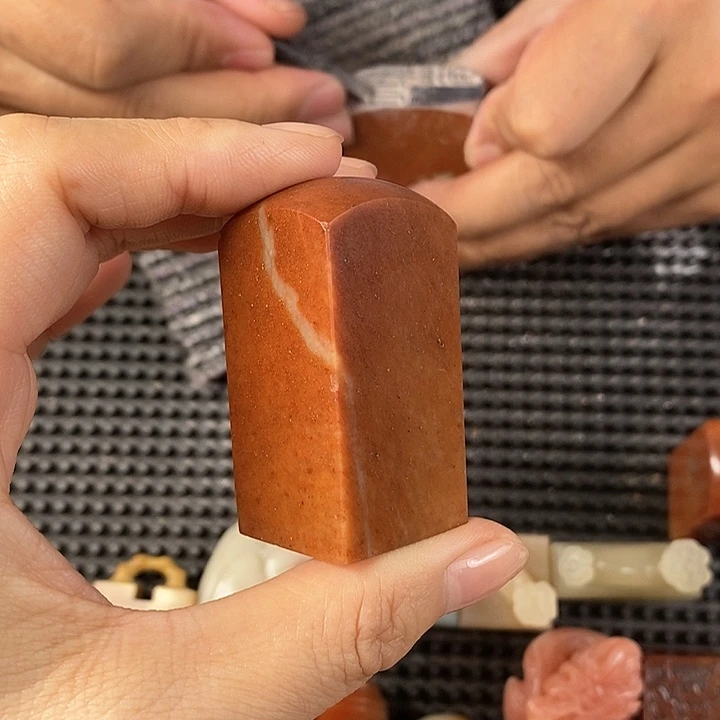 弘***毅寿山石现场现场直播手工制作