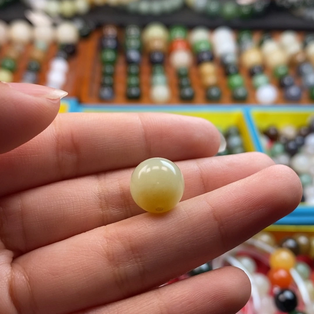 和田玉未镶嵌珠宝奇石福利糖黄口单珠z12