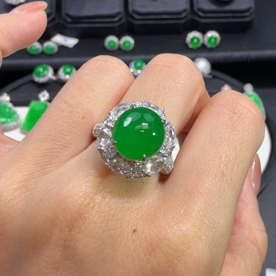 雾***你翡翠18K金镶嵌戒指分单