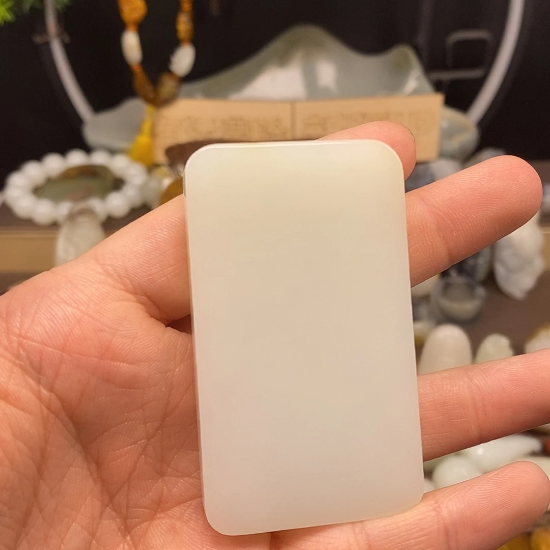 和田玉颈饰未镶嵌40