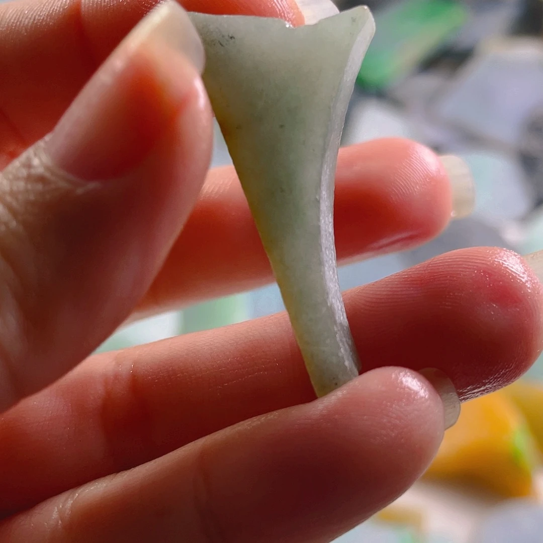 颈饰未镶嵌翡翠a