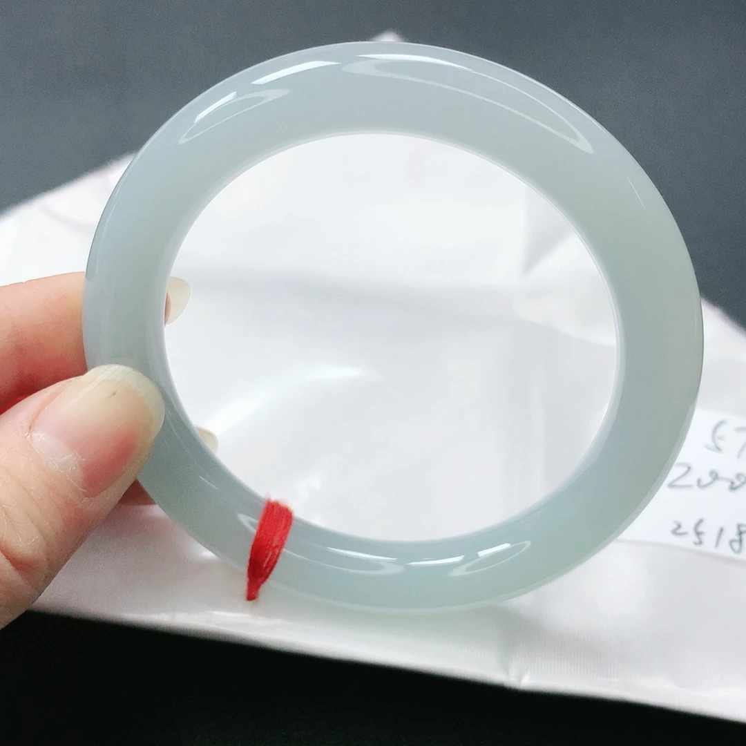 翡翠手镯未镶嵌缅甸天然A货翡翠