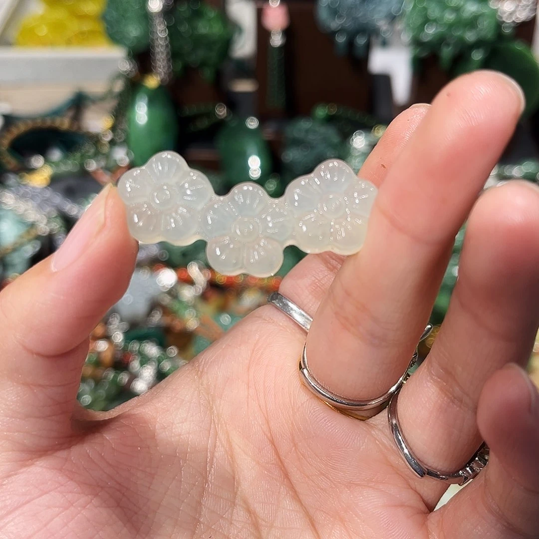 未镶嵌岫玉毛衣链