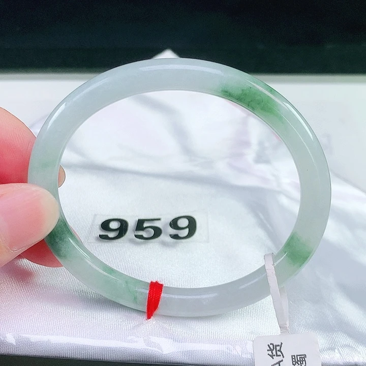 翡翠未镶嵌手镯（贵妃镯）959