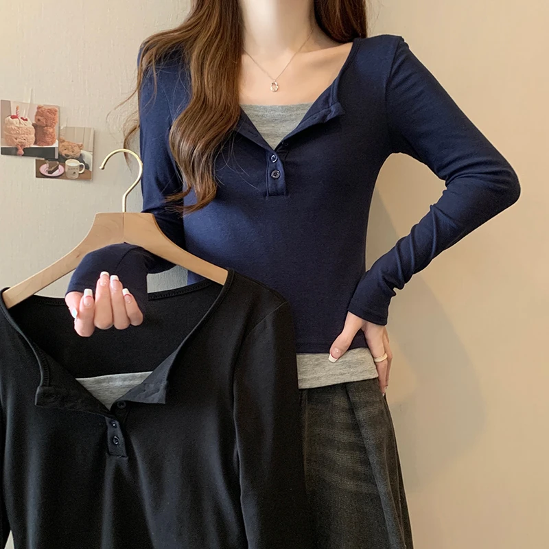 产后外出哺乳衣2025春季短款V领假两件显瘦百搭长袖喂奶t恤上衣潮