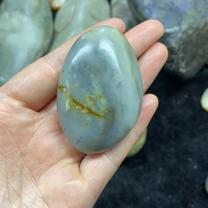 未镶嵌和田玉（糖玉）挂件