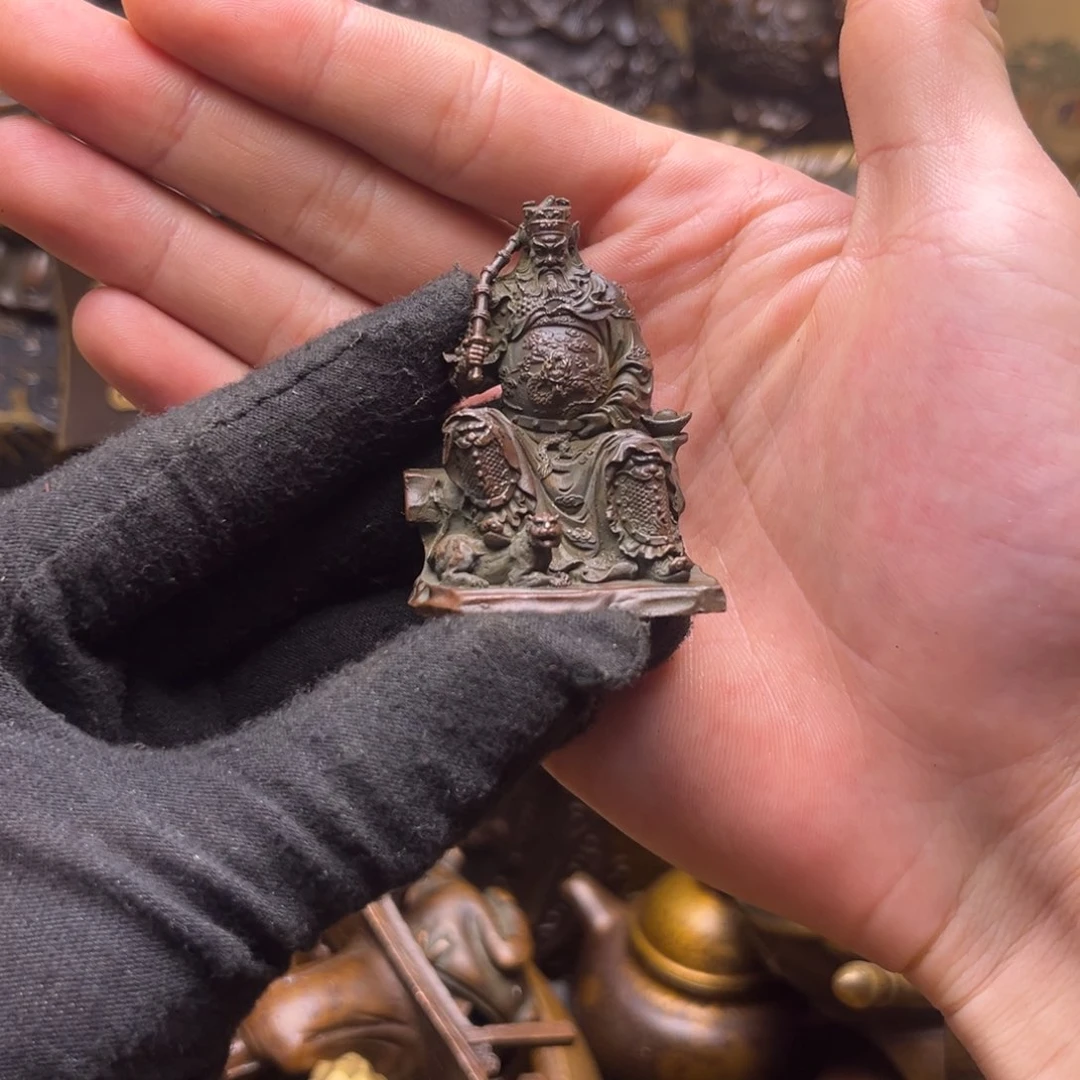 精美铜器批发档口