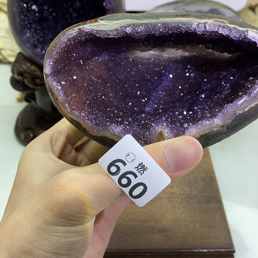 紫晶未镶嵌大型摆件（非配饰）
