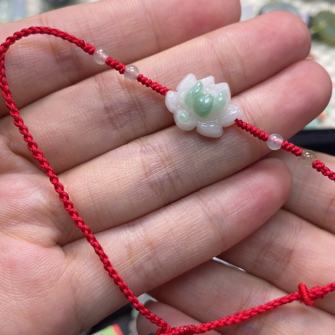 翡翠挂件未镶嵌jiaol