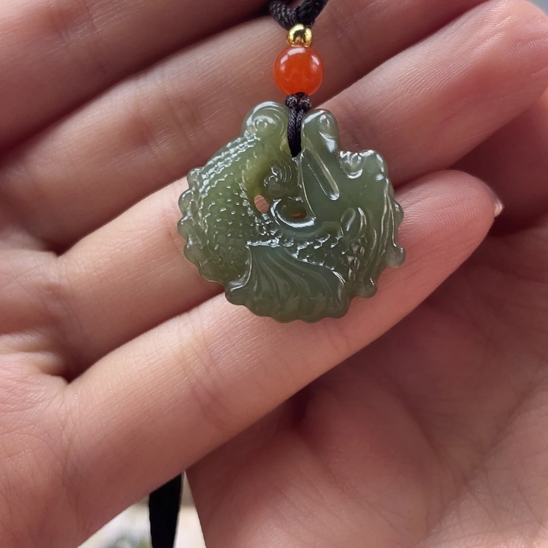 令***2和田玉未镶嵌颈饰