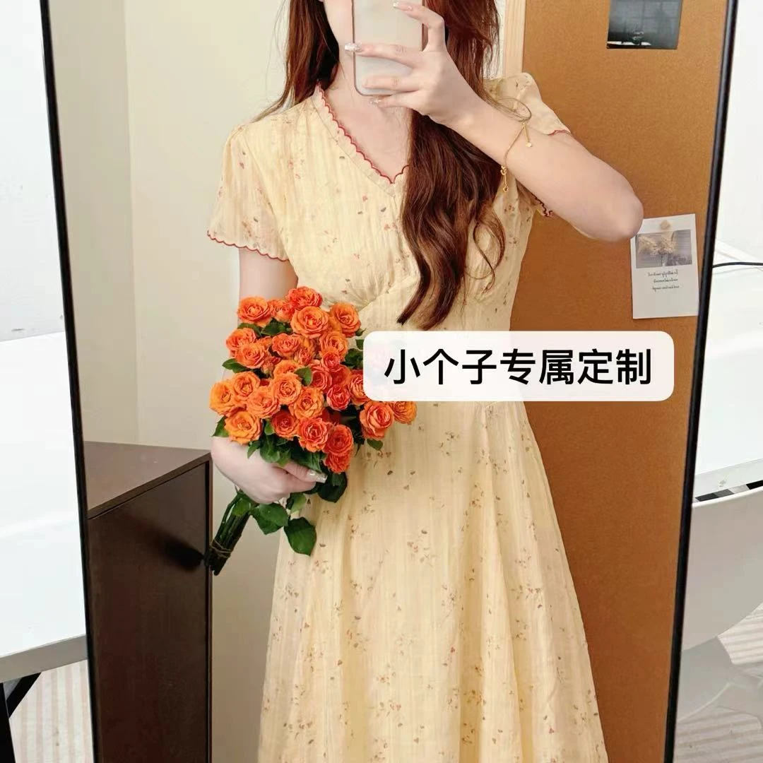 小个子定制纯欲气质V领显瘦复古夏季蔷薇碎花连衣裙减龄高腰长裙
