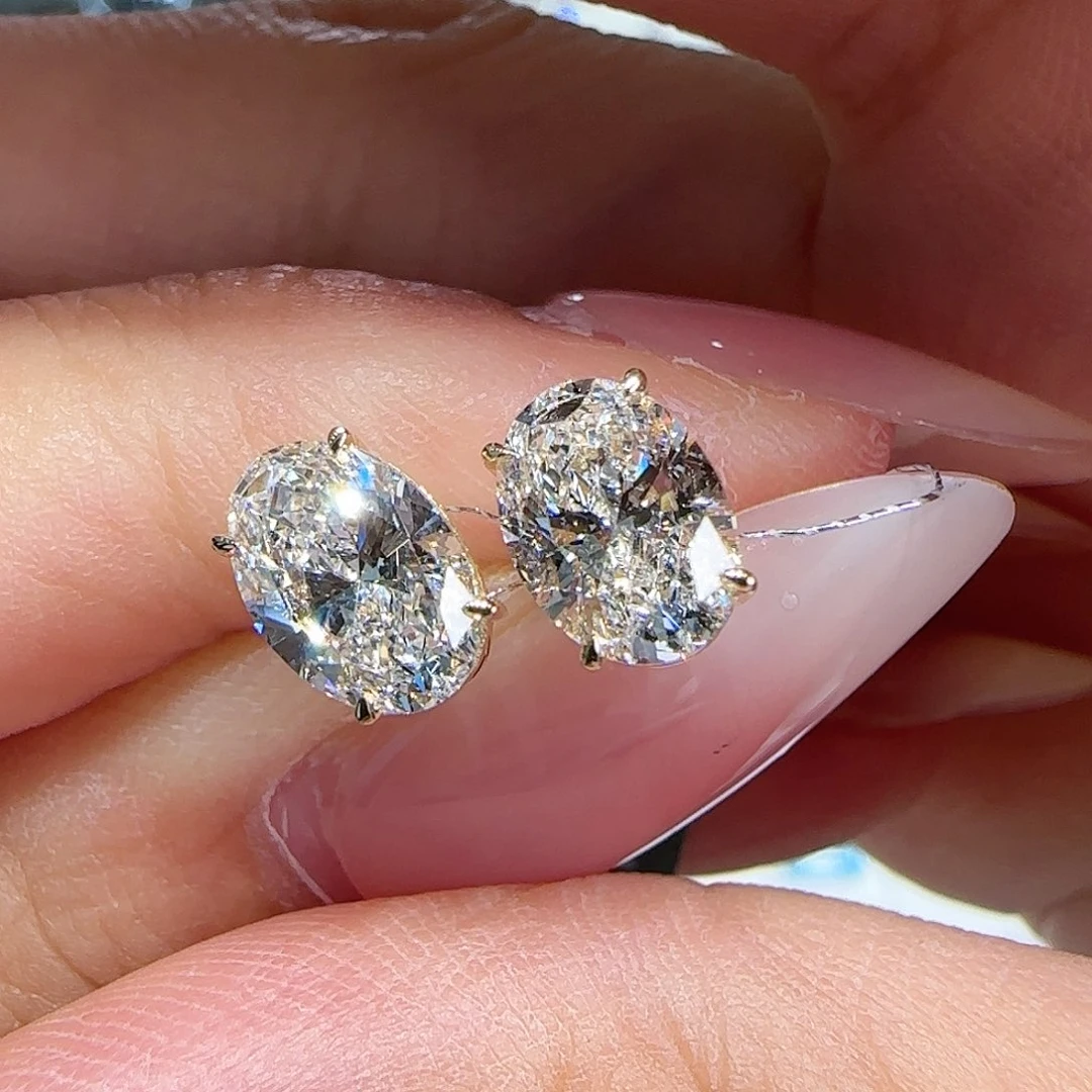 【闪购商品】18K金镶嵌耳饰实验室培育钻石单颗1克拉