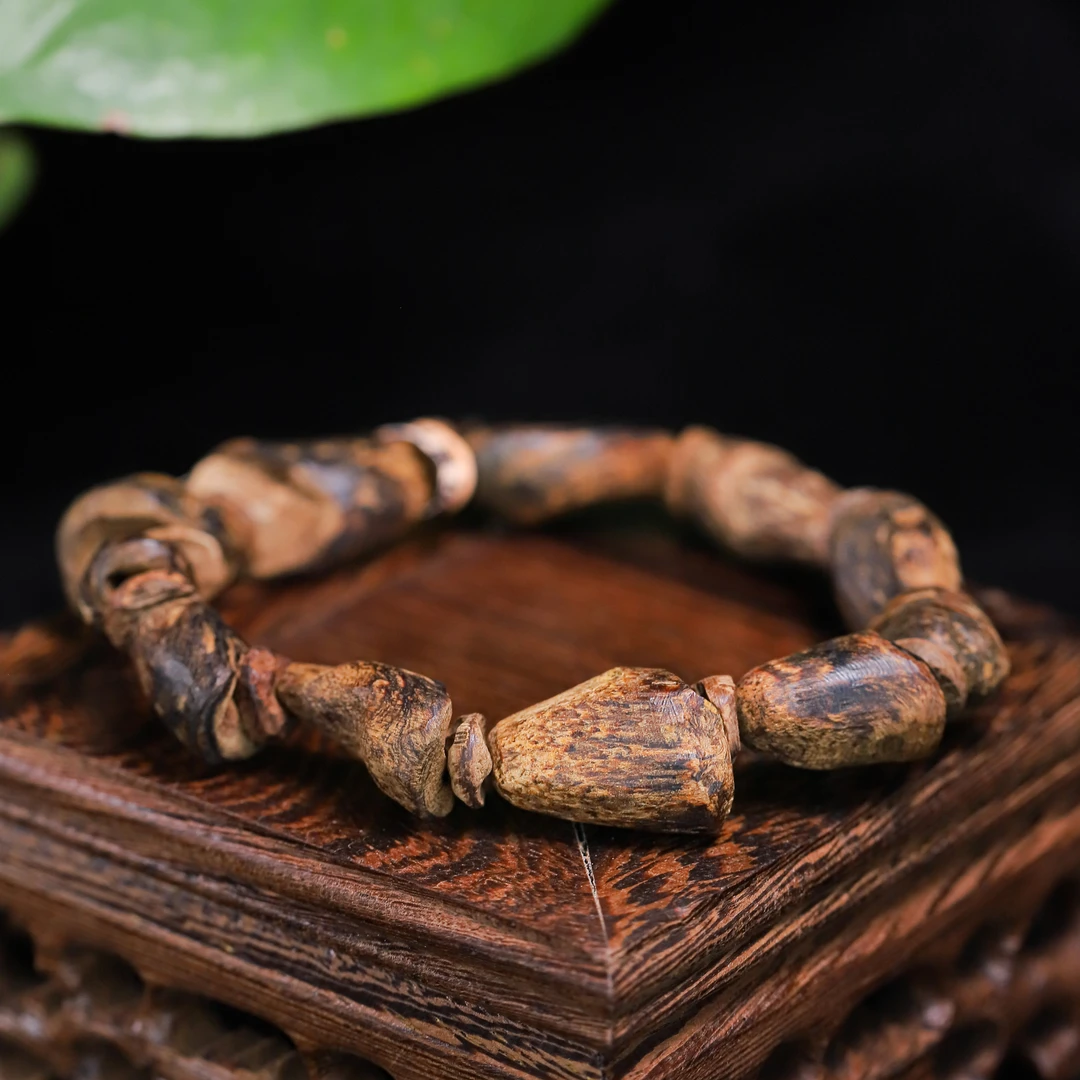 沉香【九分沉】#207印尼达拉干天然野沉香留疤手串1.0cm+11g+