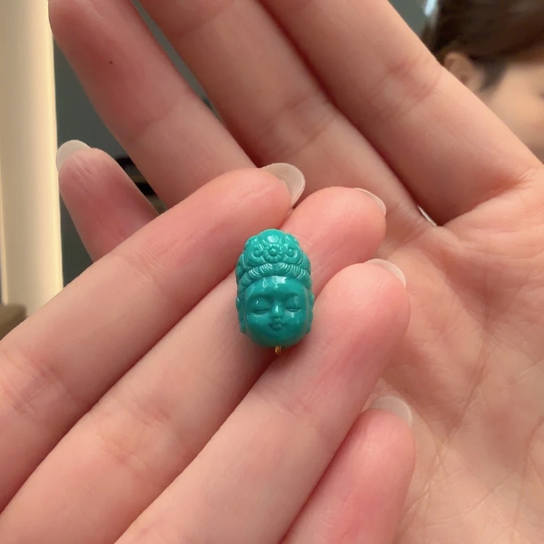 绿松石未镶嵌颈饰