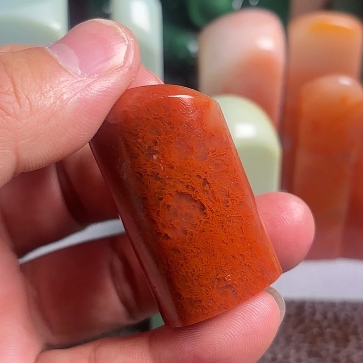 老挝石精美的水洞