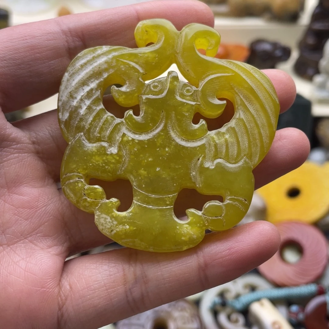 未镶嵌蛇纹石玉颈饰31