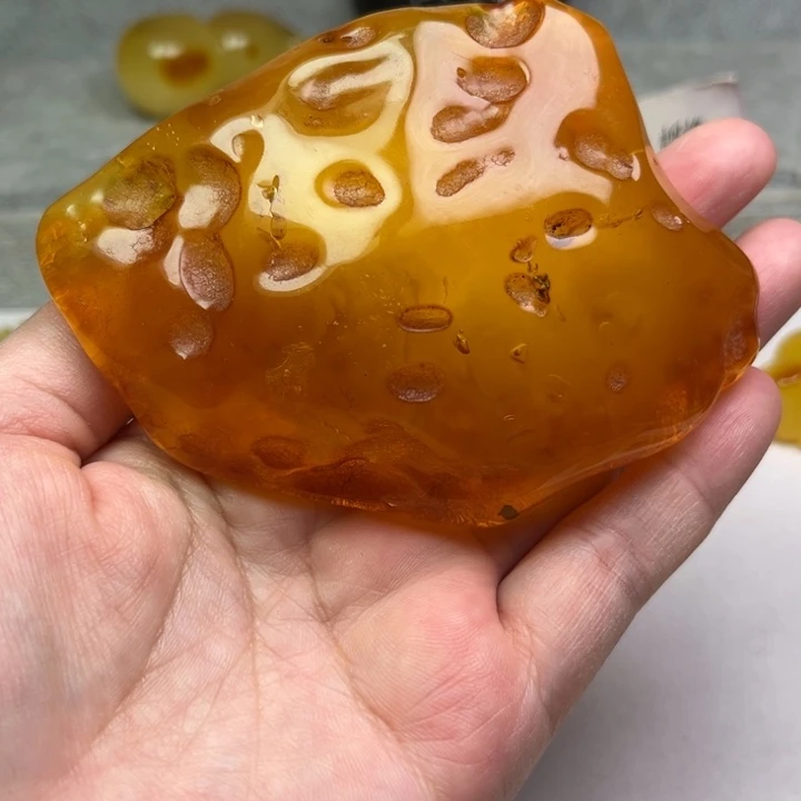 琥珀颈饰未镶嵌琥珀蜜蜡