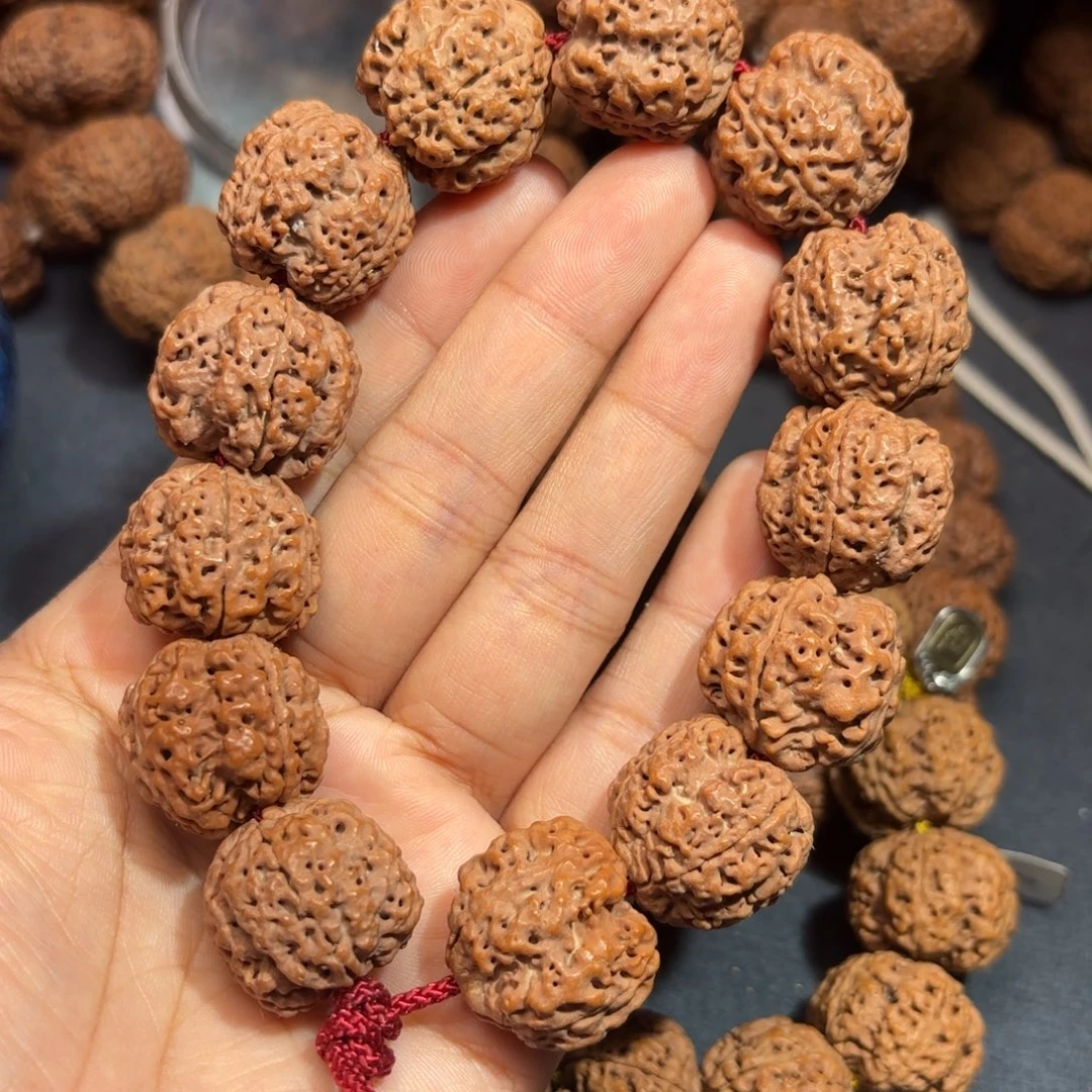 尧****金刚菩提手串四叶草21mm