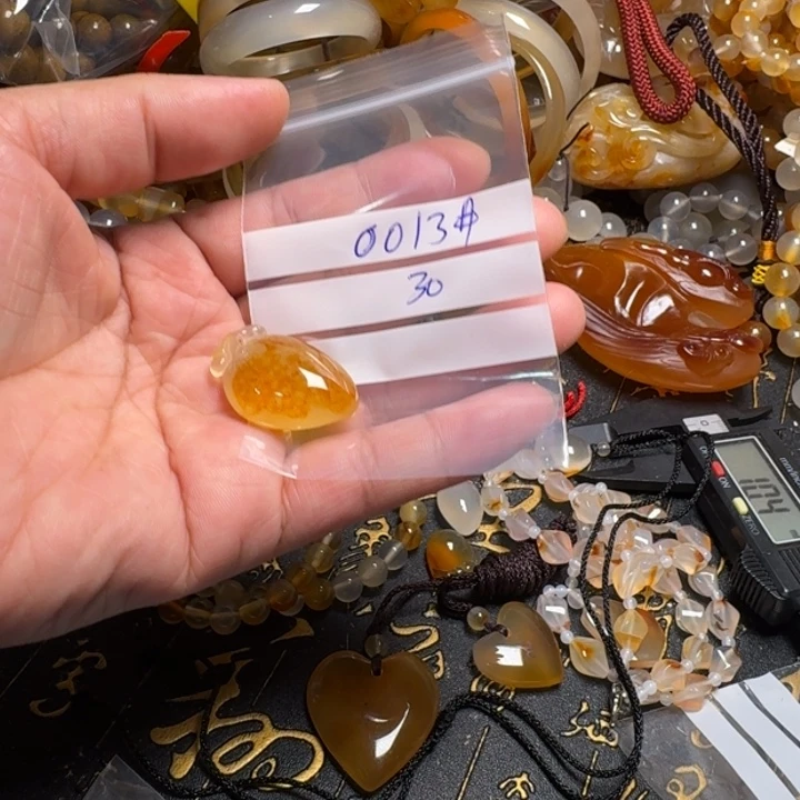 玛瑙/玉髓颈饰未镶嵌海*0013