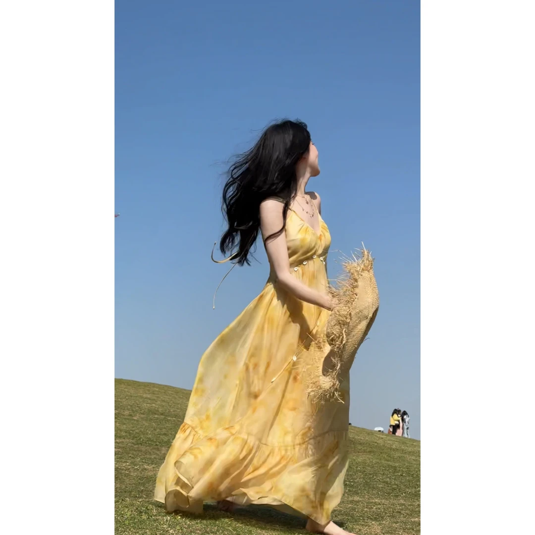 Xxia 金盏风铃 法式晕染吊带连衣裙夏海边度假风大裙摆长裙