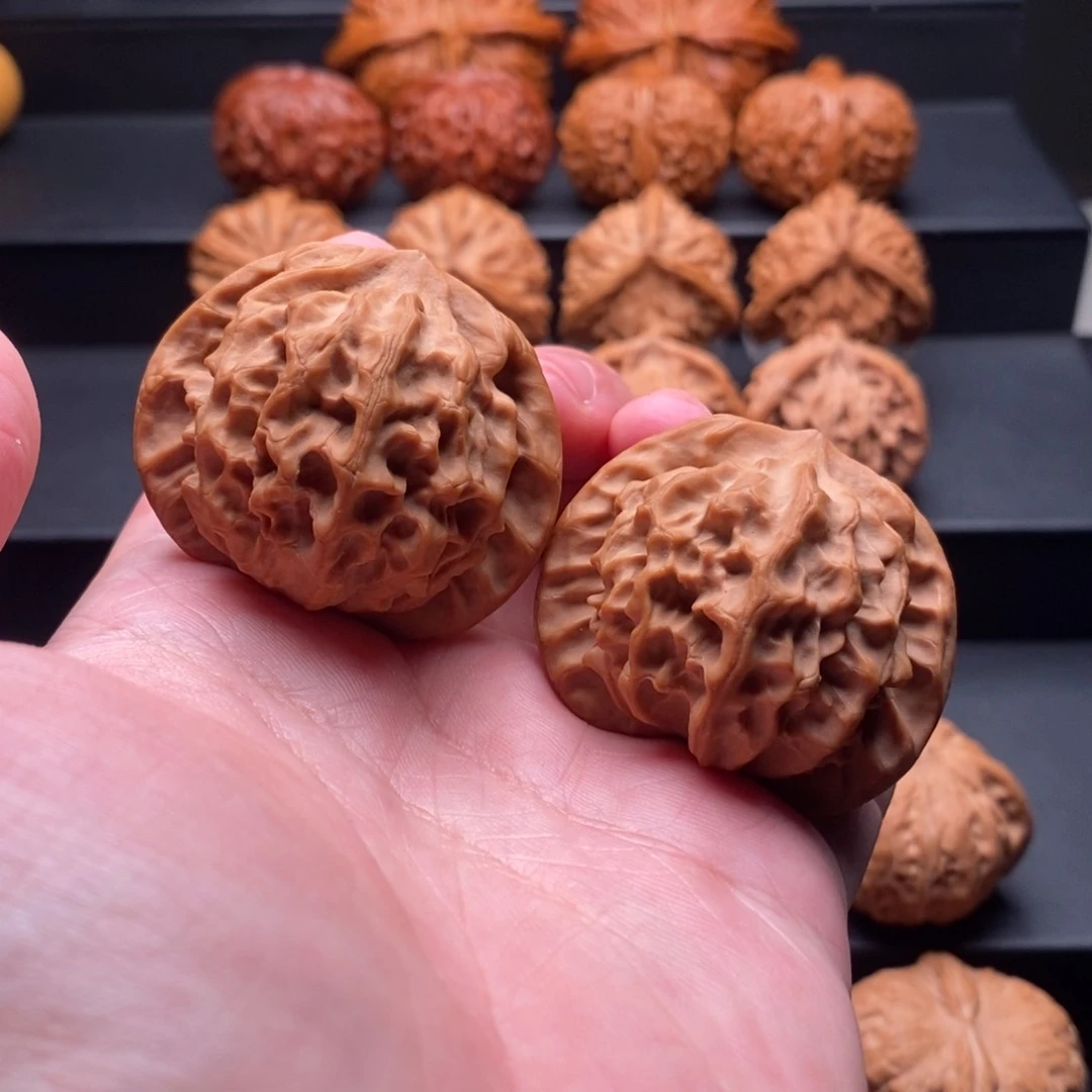 把件文玩核桃45尺野生龙鳞狮子头