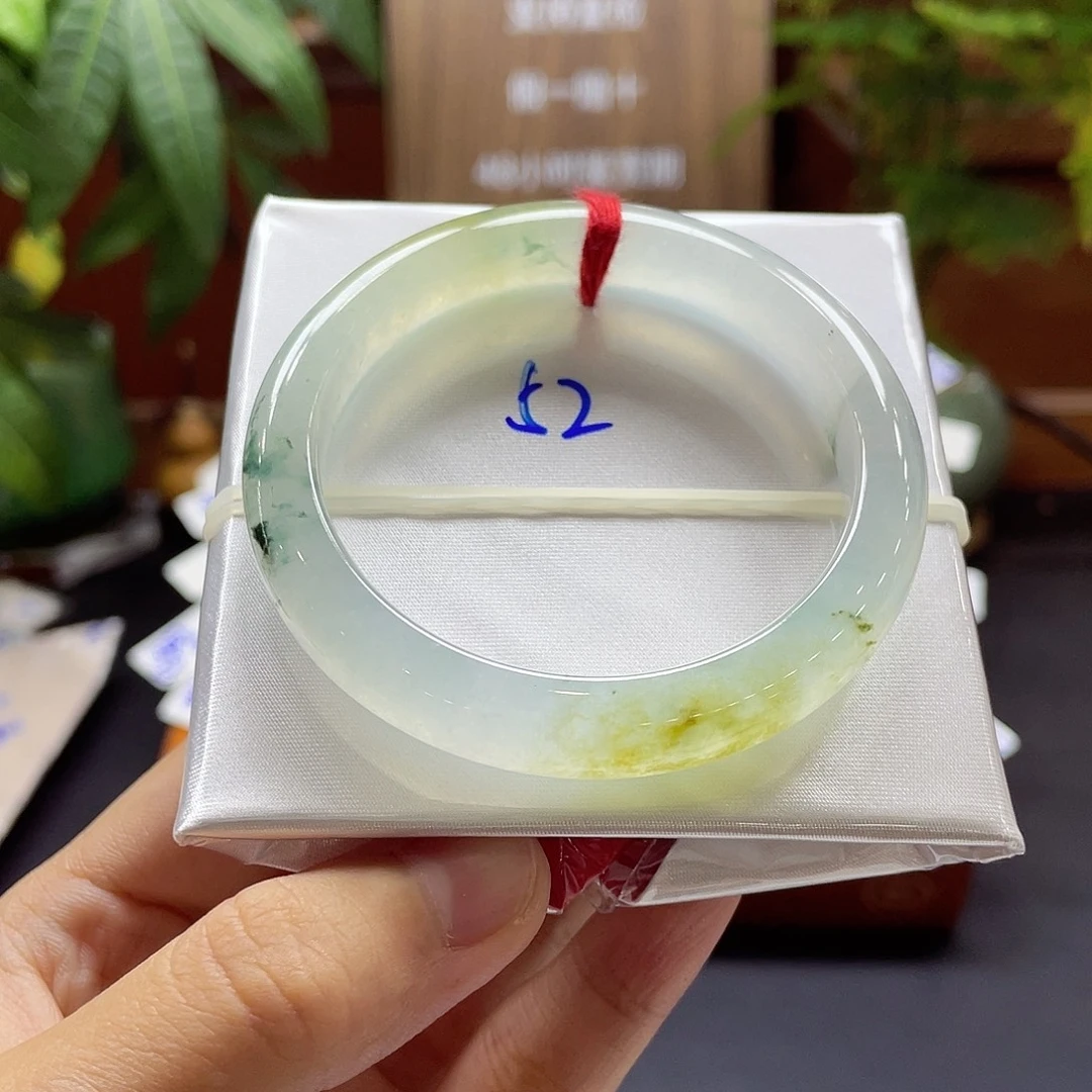 翡翠未镶嵌手镯40 号链接