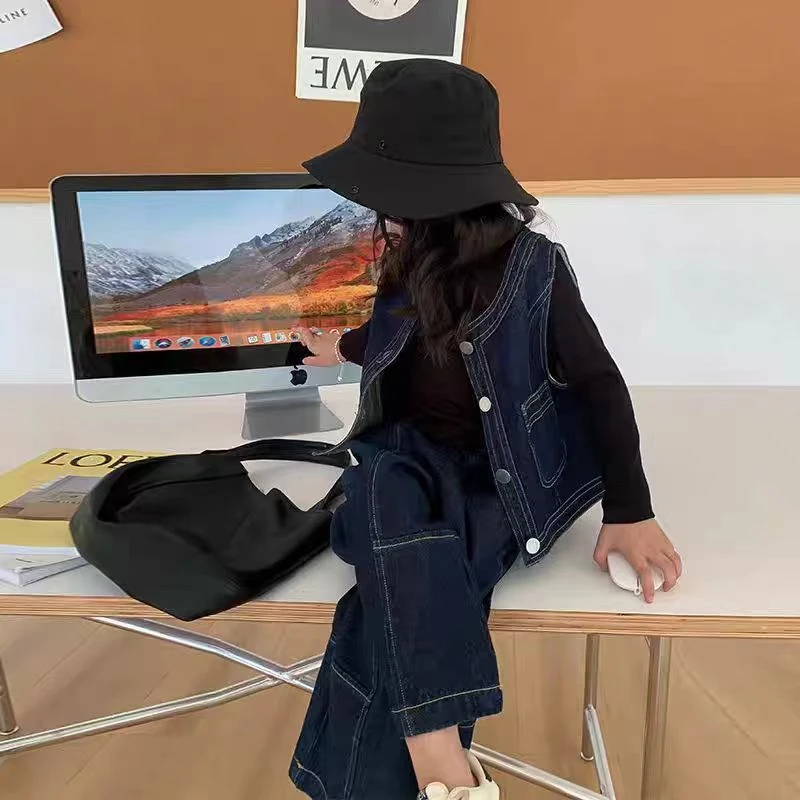 8625女童复古时髦牛仔套装春秋季新款女宝宝套装