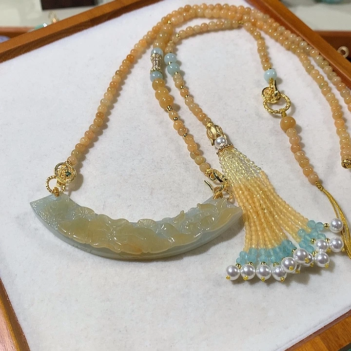 翡翠未镶嵌颈饰翡翠吊坠