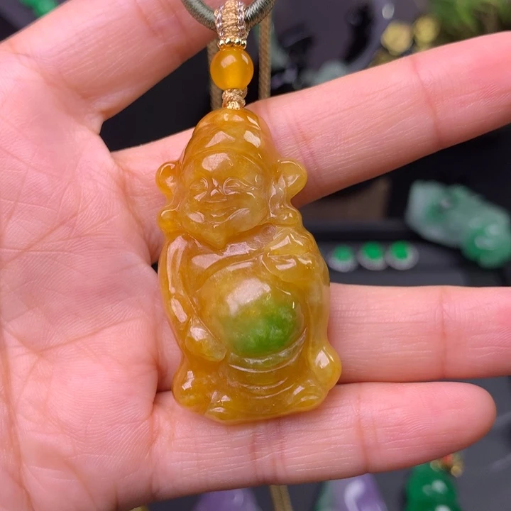 翡翠未镶嵌吊坠(赠链)