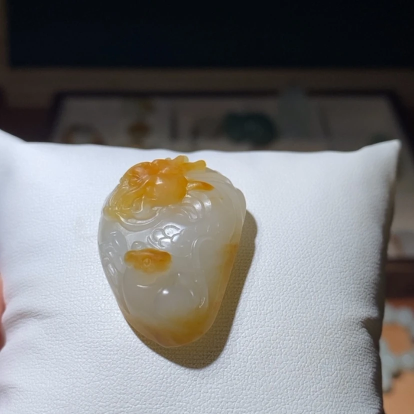 【闪购商品】颈饰未镶嵌和田玉