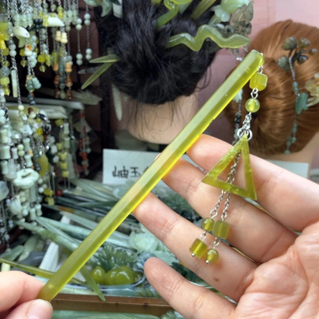 蛇纹石玉发饰未镶嵌默认微瑕岫玉发簪