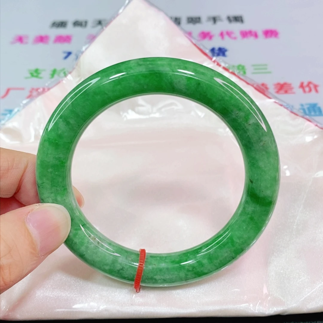 翡翠手镯未镶嵌Y****e54圈口圆条