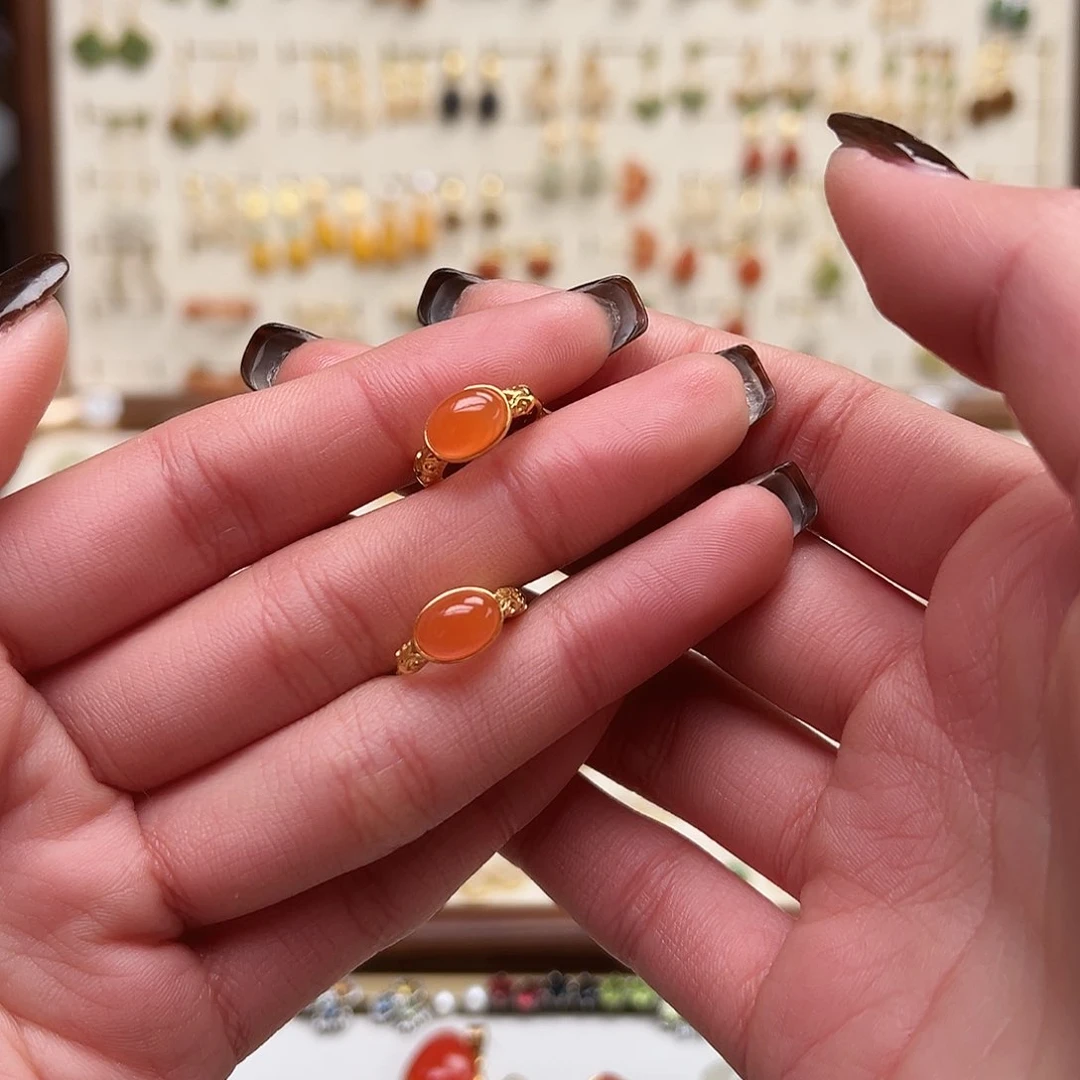 银S925镀金镶嵌和田玉耳钉