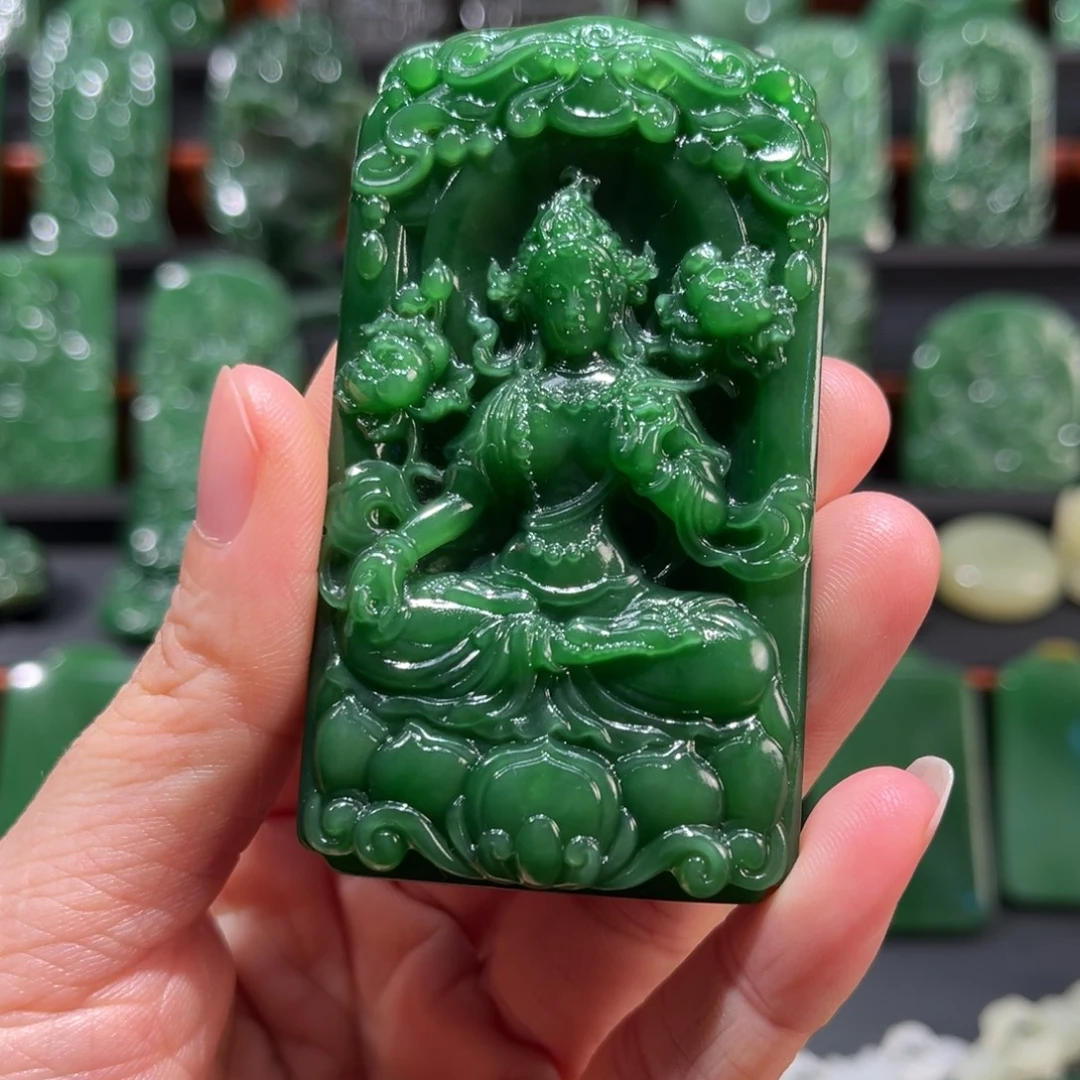 F***油和田玉（碧玉）未镶嵌颈饰