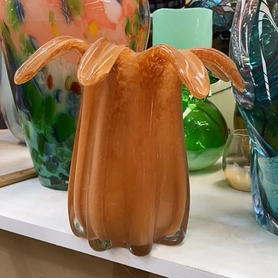 琉璃花瓶高17厘米口径8厘米