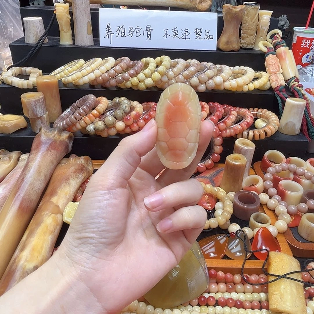 无非金属富甲一方手把件